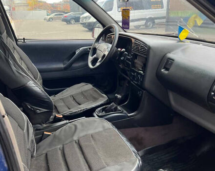 Синий Фольксваген Пассат, объемом двигателя 2 л и пробегом 200 тыс. км за 2150 $, фото 7 на Automoto.ua