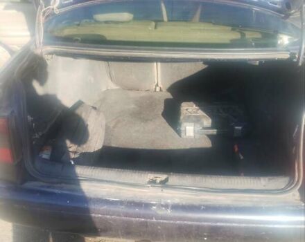 Синій Фольксваген Пассат, об'ємом двигуна 2 л та пробігом 300 тис. км за 1850 $, фото 10 на Automoto.ua