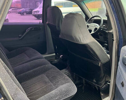 Синий Фольксваген Пассат, объемом двигателя 2 л и пробегом 200 тыс. км за 2150 $, фото 11 на Automoto.ua