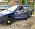 Синій Фольксваген Пассат, об'ємом двигуна 2 л та пробігом 400 тис. км за 1400 $, фото 4 на Automoto.ua
