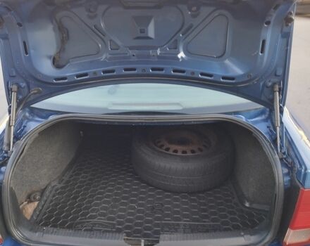 Синий Фольксваген Пассат, объемом двигателя 1.6 л и пробегом 420 тыс. км за 3300 $, фото 9 на Automoto.ua