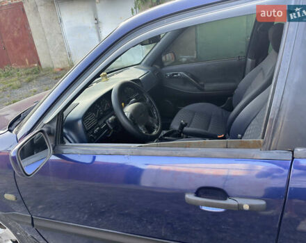 Синий Фольксваген Пассат, объемом двигателя 1.9 л и пробегом 387 тыс. км за 2200 $, фото 7 на Automoto.ua