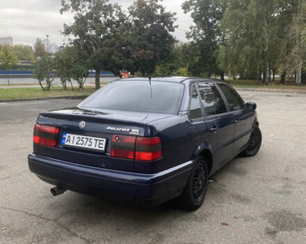 Синий Фольксваген Пассат, объемом двигателя 2.8 л и пробегом 140 тыс. км за 3400 $, фото 10 на Automoto.ua