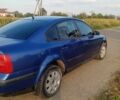 Синий Фольксваген Пассат, объемом двигателя 1.6 л и пробегом 370 тыс. км за 2399 $, фото 4 на Automoto.ua