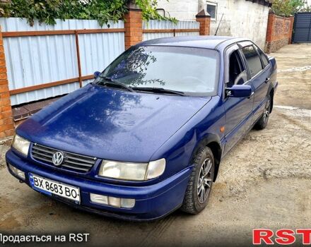 Синий Фольксваген Пассат, объемом двигателя 2 л и пробегом 235 тыс. км за 1650 $, фото 1 на Automoto.ua