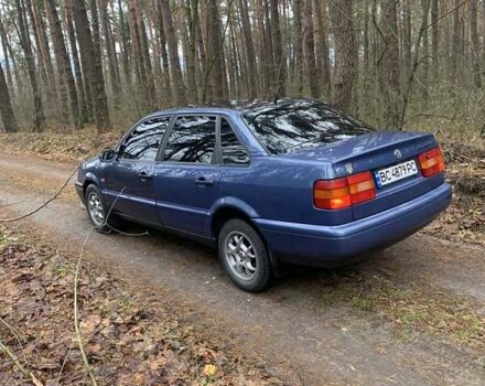 Синий Фольксваген Пассат, объемом двигателя 1.78 л и пробегом 340 тыс. км за 2550 $, фото 20 на Automoto.ua