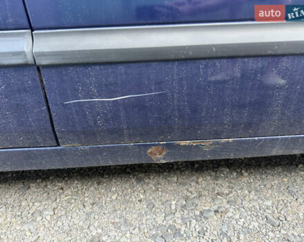 Синий Фольксваген Пассат, объемом двигателя 1.9 л и пробегом 387 тыс. км за 2200 $, фото 3 на Automoto.ua