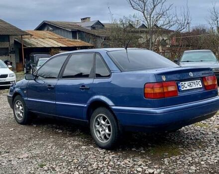 Синий Фольксваген Пассат, объемом двигателя 1.78 л и пробегом 340 тыс. км за 2550 $, фото 23 на Automoto.ua