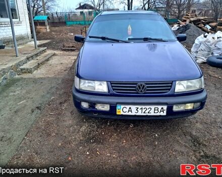 Синий Фольксваген Пассат, объемом двигателя 2 л и пробегом 0 тыс. км за 1350 $, фото 2 на Automoto.ua