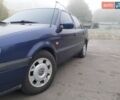 Синий Фольксваген Пассат, объемом двигателя 1.6 л и пробегом 330 тыс. км за 3100 $, фото 1 на Automoto.ua