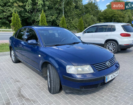 Синий Фольксваген Пассат, объемом двигателя 1.78 л и пробегом 314 тыс. км за 3800 $, фото 2 на Automoto.ua
