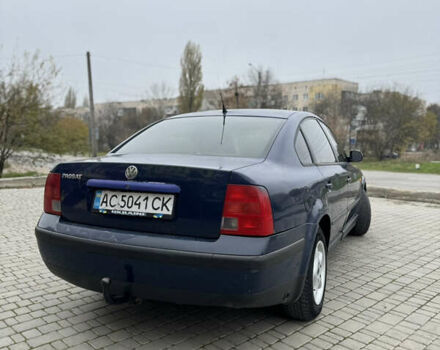 Синий Фольксваген Пассат, объемом двигателя 1.6 л и пробегом 444 тыс. км за 2650 $, фото 9 на Automoto.ua