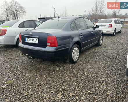 Синий Фольксваген Пассат, объемом двигателя 1.6 л и пробегом 220 тыс. км за 3200 $, фото 5 на Automoto.ua