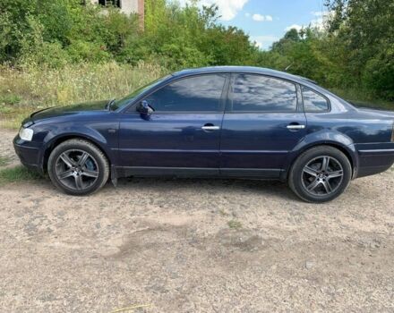 Синій Фольксваген Пассат, об'ємом двигуна 1.6 л та пробігом 350 тис. км за 3200 $, фото 4 на Automoto.ua