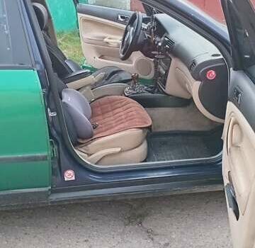 Синий Фольксваген Пассат, объемом двигателя 1.9 л и пробегом 320 тыс. км за 2550 $, фото 5 на Automoto.ua