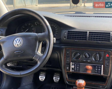 Синий Фольксваген Пассат, объемом двигателя 1.78 л и пробегом 314 тыс. км за 3800 $, фото 11 на Automoto.ua