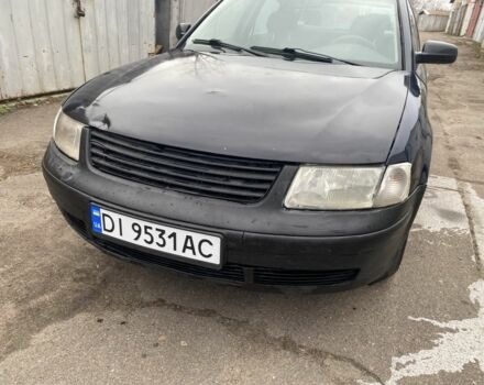 Синий Фольксваген Пассат, объемом двигателя 1.6 л и пробегом 307 тыс. км за 1550 $, фото 1 на Automoto.ua