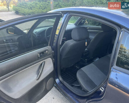 Синий Фольксваген Пассат, объемом двигателя 1.9 л и пробегом 430 тыс. км за 4500 $, фото 11 на Automoto.ua