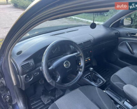 Синий Фольксваген Пассат, объемом двигателя 1.9 л и пробегом 430 тыс. км за 4500 $, фото 9 на Automoto.ua