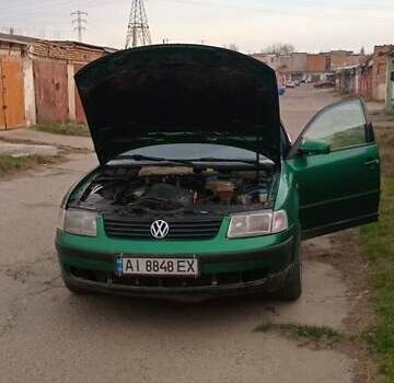 Синий Фольксваген Пассат, объемом двигателя 1.9 л и пробегом 320 тыс. км за 2550 $, фото 3 на Automoto.ua