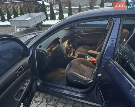 Синий Фольксваген Пассат, объемом двигателя 1.6 л и пробегом 211 тыс. км за 3400 $, фото 3 на Automoto.ua