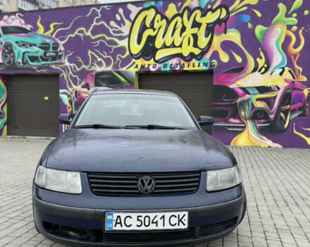 Синий Фольксваген Пассат, объемом двигателя 1.6 л и пробегом 444 тыс. км за 2650 $, фото 3 на Automoto.ua