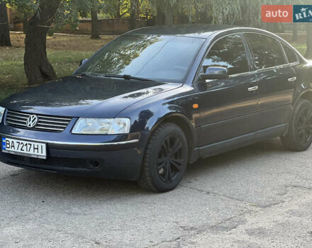 Синий Фольксваген Пассат, объемом двигателя 1.9 л и пробегом 430 тыс. км за 4500 $, фото 3 на Automoto.ua