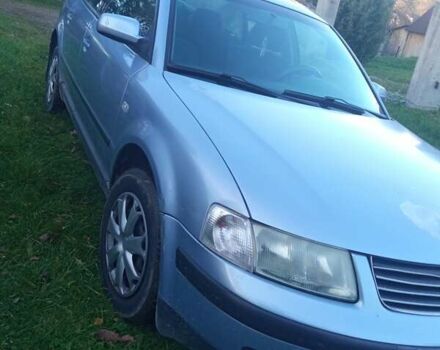 Синий Фольксваген Пассат, объемом двигателя 1.9 л и пробегом 400 тыс. км за 2800 $, фото 2 на Automoto.ua