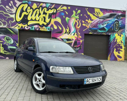 Синий Фольксваген Пассат, объемом двигателя 1.6 л и пробегом 444 тыс. км за 2650 $, фото 2 на Automoto.ua