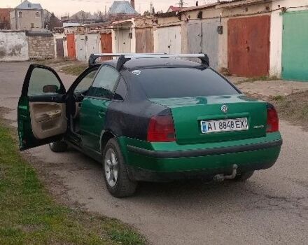 Синий Фольксваген Пассат, объемом двигателя 1.9 л и пробегом 490 тыс. км за 0 $, фото 2 на Automoto.ua