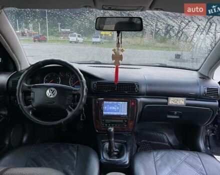 Синий Фольксваген Пассат, объемом двигателя 1.9 л и пробегом 400 тыс. км за 3000 $, фото 11 на Automoto.ua
