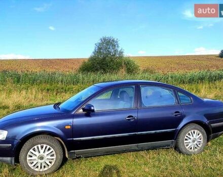 Синій Фольксваген Пассат, об'ємом двигуна 1.6 л та пробігом 355 тис. км за 3500 $, фото 4 на Automoto.ua