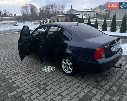 Синий Фольксваген Пассат, объемом двигателя 1.6 л и пробегом 211 тыс. км за 3400 $, фото 7 на Automoto.ua