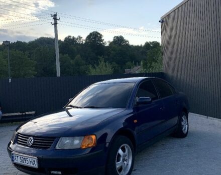 Синий Фольксваген Пассат, объемом двигателя 1.8 л и пробегом 390 тыс. км за 3200 $, фото 3 на Automoto.ua