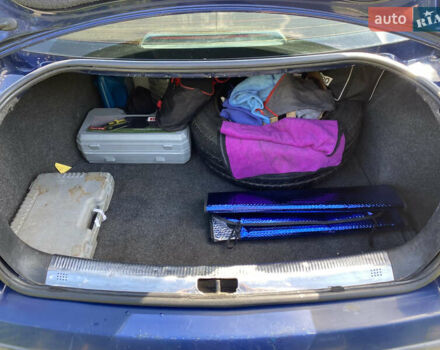 Синий Фольксваген Пассат, объемом двигателя 1.78 л и пробегом 314 тыс. км за 3800 $, фото 14 на Automoto.ua