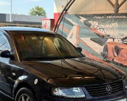 Синий Фольксваген Пассат, объемом двигателя 1.9 л и пробегом 530 тыс. км за 2200 $, фото 4 на Automoto.ua