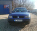Синий Фольксваген Пассат, объемом двигателя 1.6 л и пробегом 420 тыс. км за 2500 $, фото 1 на Automoto.ua