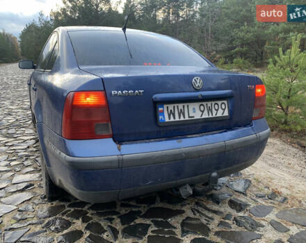 Синий Фольксваген Пассат, объемом двигателя 1.9 л и пробегом 350 тыс. км за 1800 $, фото 4 на Automoto.ua