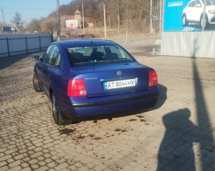 Синий Фольксваген Пассат, объемом двигателя 1.6 л и пробегом 300 тыс. км за 2500 $, фото 2 на Automoto.ua