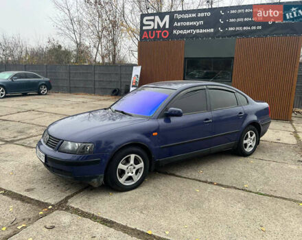 Синий Фольксваген Пассат, объемом двигателя 1.78 л и пробегом 405 тыс. км за 4200 $, фото 7 на Automoto.ua