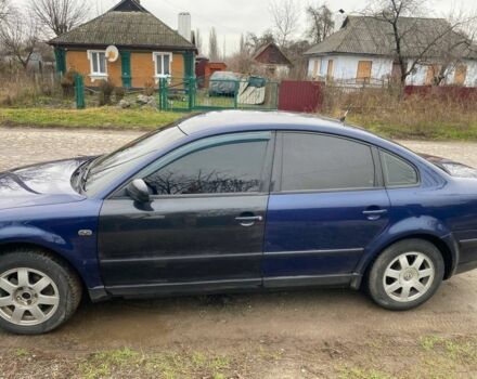 Синий Фольксваген Пассат, объемом двигателя 1.9 л и пробегом 400 тыс. км за 2000 $, фото 4 на Automoto.ua