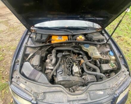 Синій Фольксваген Пассат, об'ємом двигуна 1.9 л та пробігом 400 тис. км за 1996 $, фото 8 на Automoto.ua