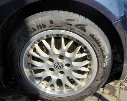 Синий Фольксваген Пассат, объемом двигателя 1.8 л и пробегом 376 тыс. км за 3500 $, фото 10 на Automoto.ua