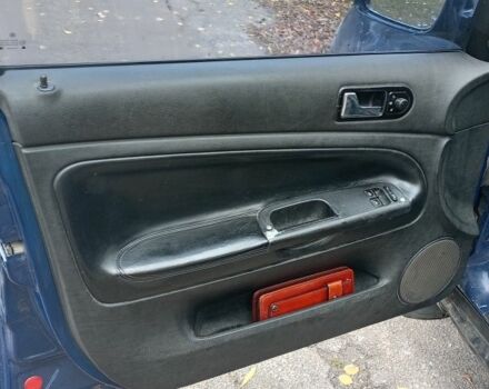 Синий Фольксваген Пассат, объемом двигателя 1.8 л и пробегом 283 тыс. км за 2650 $, фото 4 на Automoto.ua