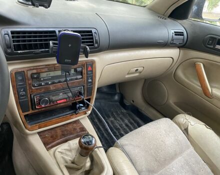 Синий Фольксваген Пассат, объемом двигателя 1.9 л и пробегом 400 тыс. км за 2000 $, фото 7 на Automoto.ua