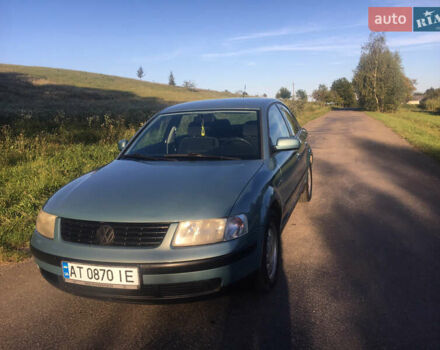 Синий Фольксваген Пассат, объемом двигателя 1.6 л и пробегом 285 тыс. км за 3750 $, фото 6 на Automoto.ua