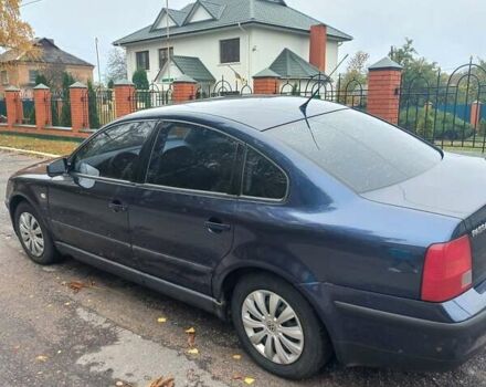 Синій Фольксваген Пассат, об'ємом двигуна 1.6 л та пробігом 403 тис. км за 3800 $, фото 25 на Automoto.ua