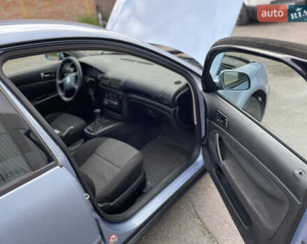 Синий Фольксваген Пассат, объемом двигателя 1.8 л и пробегом 280 тыс. км за 3400 $, фото 10 на Automoto.ua