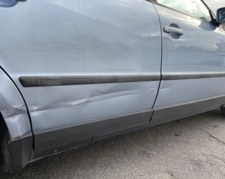 Синий Фольксваген Пассат, объемом двигателя 1.8 л и пробегом 280 тыс. км за 3400 $, фото 15 на Automoto.ua