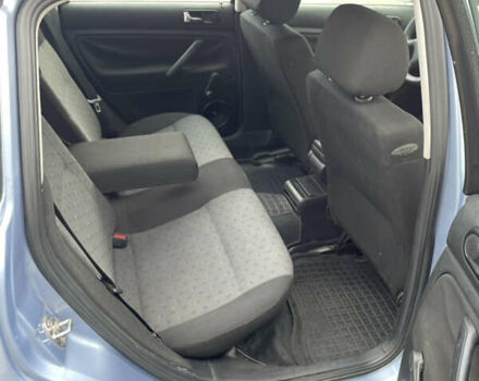 Синий Фольксваген Пассат, объемом двигателя 1.8 л и пробегом 280 тыс. км за 3400 $, фото 13 на Automoto.ua